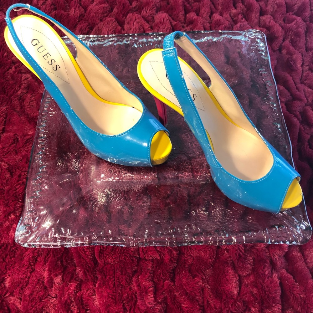 Guess heels 👠
